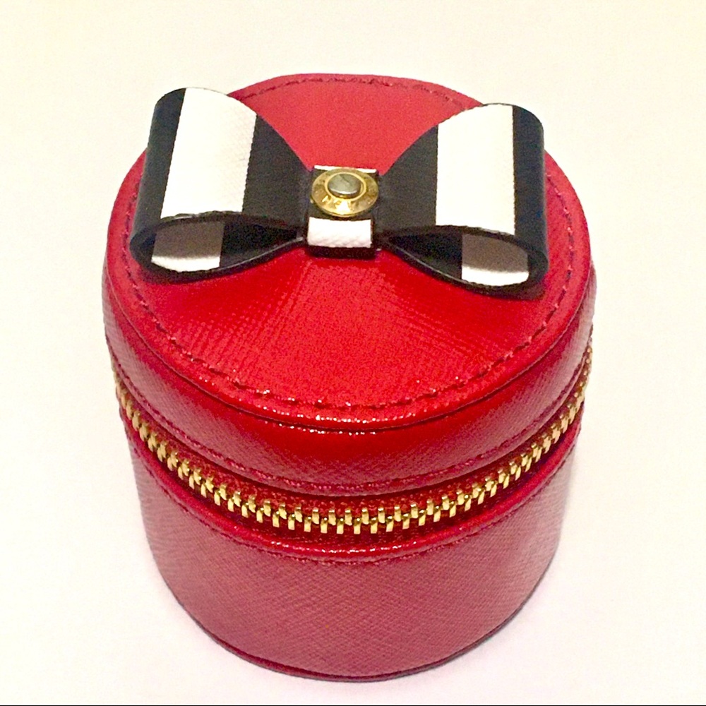 Henri Bendel NY Mini Ring Box